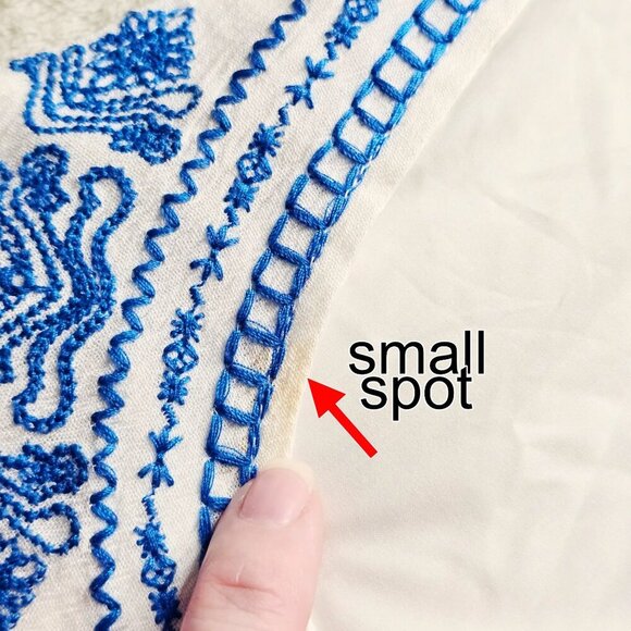 THML ✦ White Blue Embroidered Sleeveless Top ✦ Floral Hi-Low Hem Size XS NWT - Picture 12 of 16